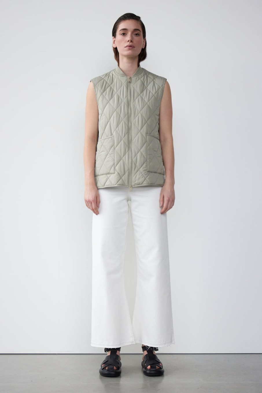 Short Jackets | Stylestore Wblliva Quilted Zip Waistcoat